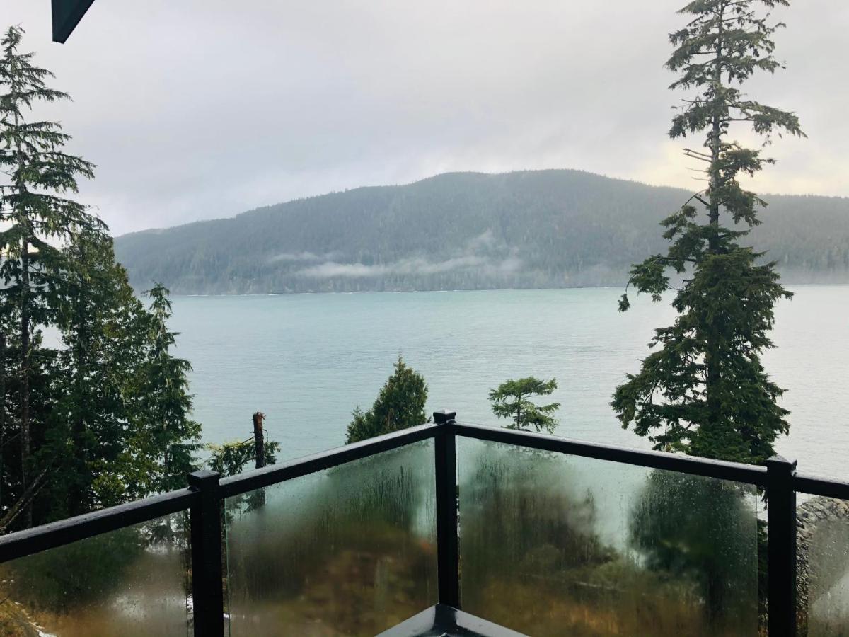 Sandy Feet Retreat Port Renfrew- Oceanfront 2Br Modern Cottage Εξωτερικό φωτογραφία